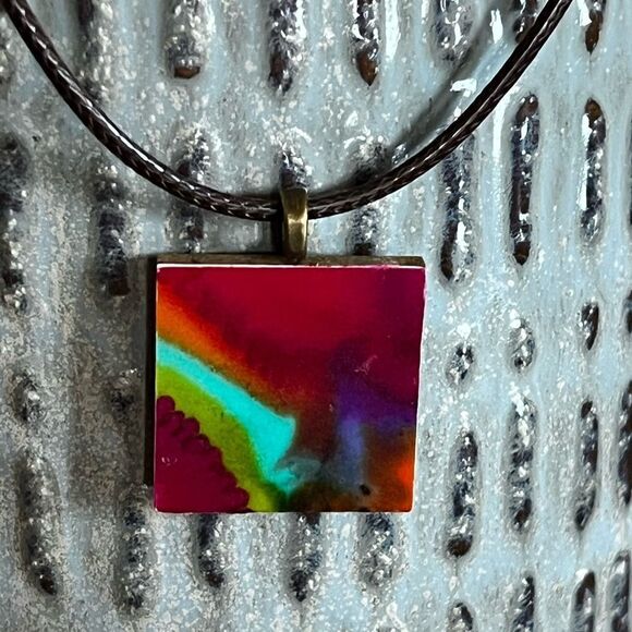 HANDCRAFTED Painted Pendant Necklace - Picture 1 of 3